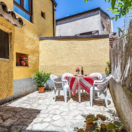 Ferienwohnung Casa Vacanze 'Zia Lucia' Sarconi Exterior foto