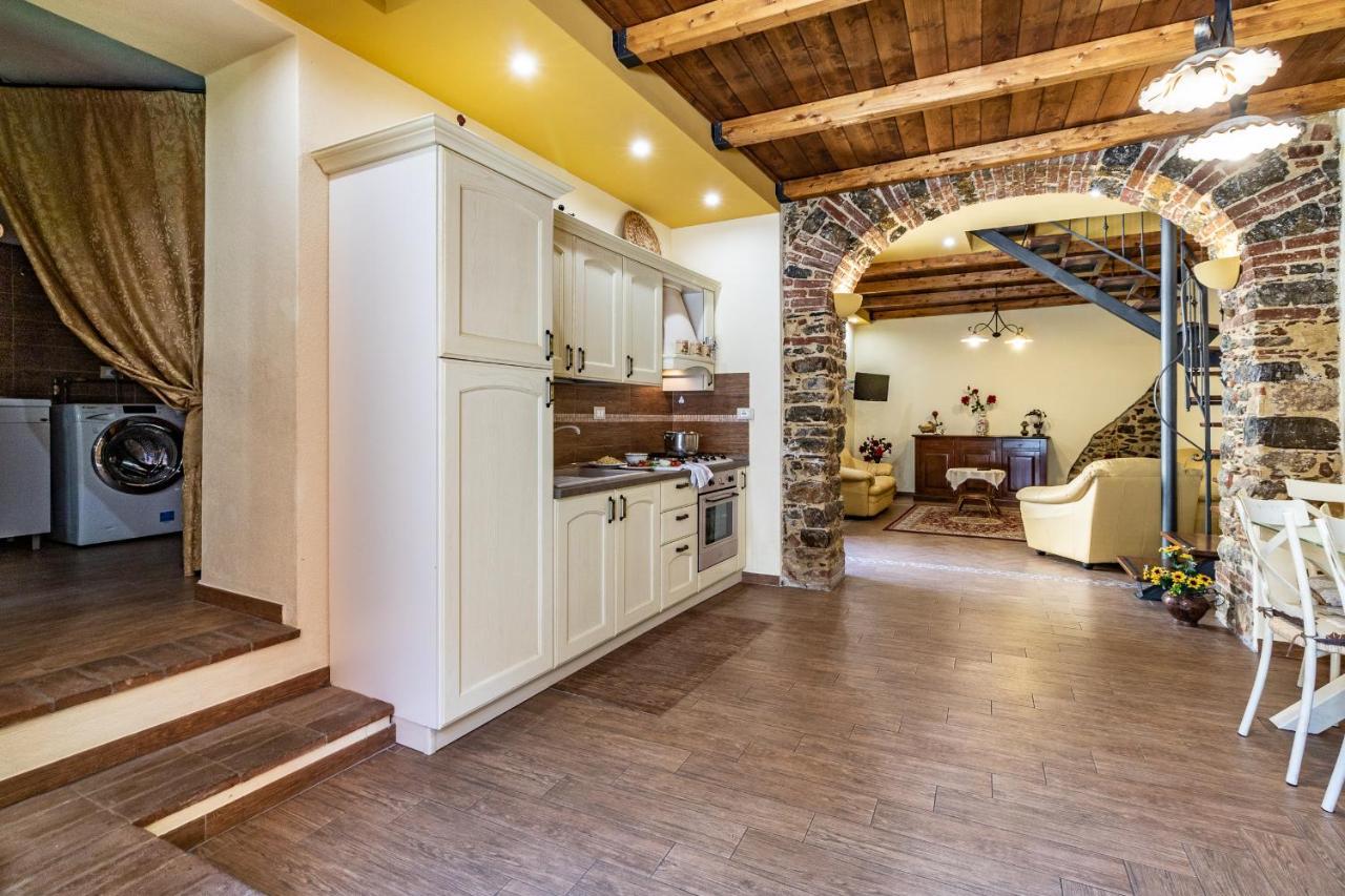 Ferienwohnung Casa Vacanze 'Zia Lucia' Sarconi Exterior foto