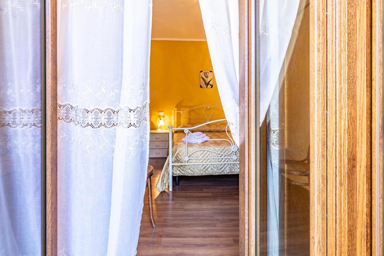 Ferienwohnung Casa Vacanze 'Zia Lucia' Sarconi Exterior foto