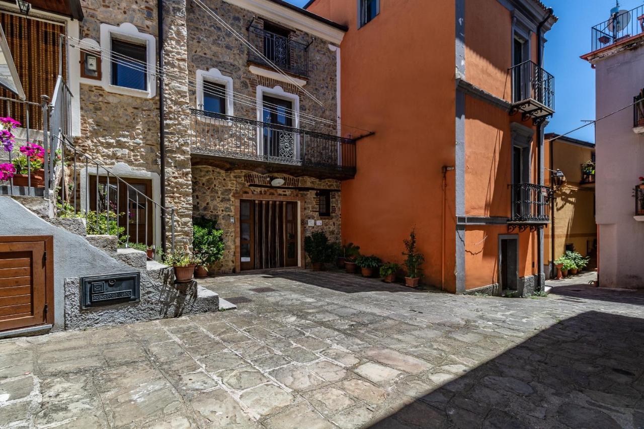 Ferienwohnung Casa Vacanze 'Zia Lucia' Sarconi Exterior foto